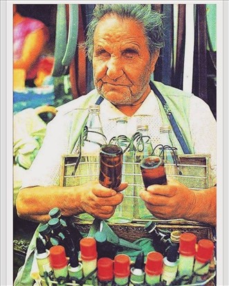 İzmir Büyükşehir Belediyesi: Benzinci Kör Hafız’ın anısını bir heykelle yaşatıyor