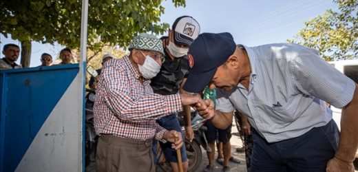 Başkan Soyer: “Sizi kendi kaderinizle baş başa bırakmayacağız”