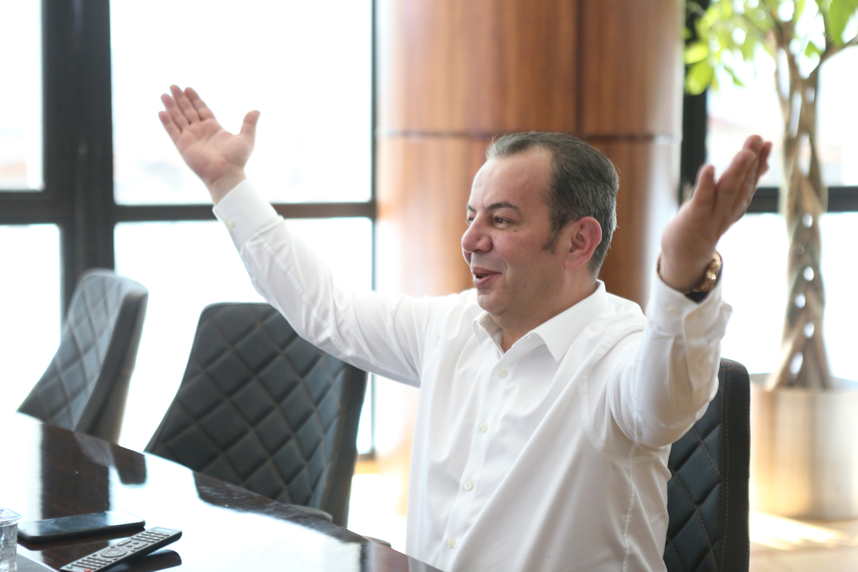 Bolu’nun Sultanları’na ilk tebrik Belediye Başkanı Tanju Özcan’dan: Sultanlar Ligi hayırlı olsun