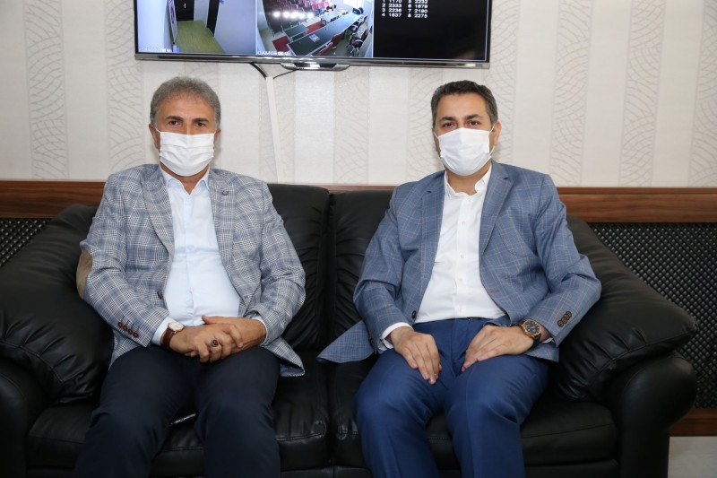 BAŞKAN EROĞLU: “ESNAFIMIZIN YANINDAYIZ