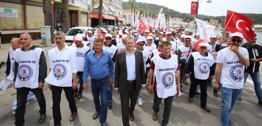 Ayvalık’ta 1 Mayıs, yürüyüş ve mitingle kutlandı