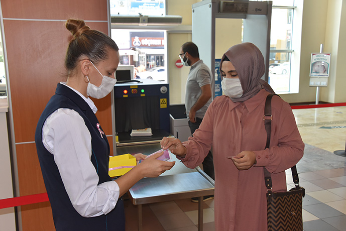 Tuzla’da Meme Kanseri’nde Farkındalık Çalışması Yapıldı