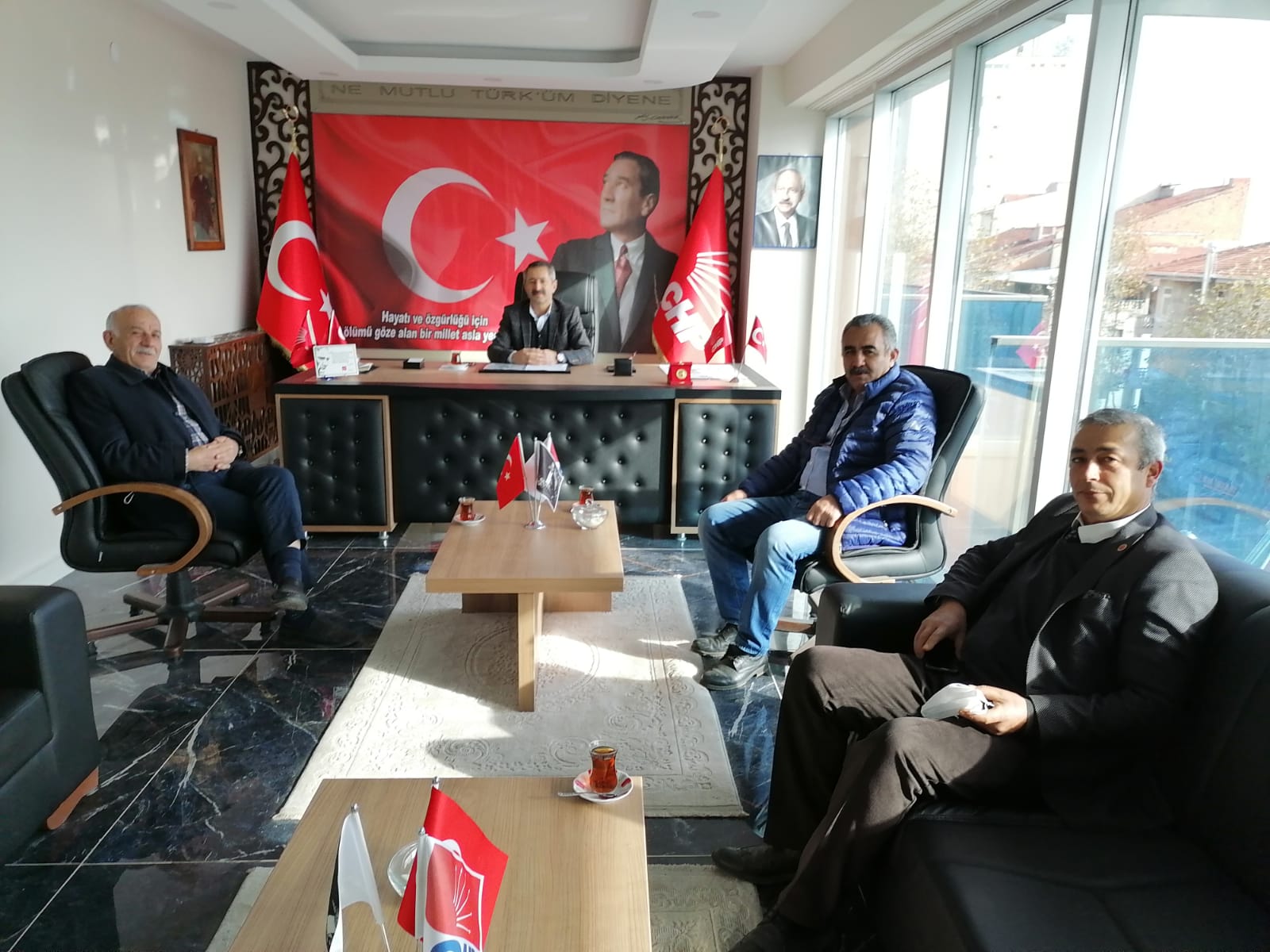 Acar’dan CHP’li Başkan Bozdemir’e ziyaret