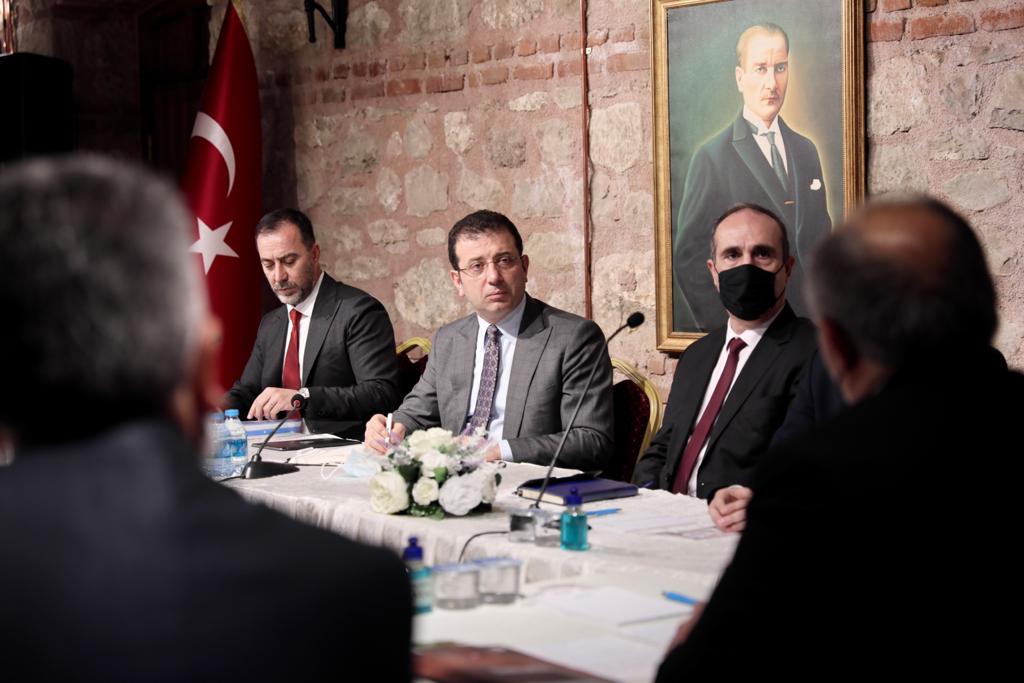 İSTANBUL BÜYÜKŞEHİR BELEDİYE BAŞKANI İMAMOĞLU, SİLİVRİ’DEN MESAJ VERDİ: “AMACIMIZ; HER İLÇEYE EŞİT HİZMET”