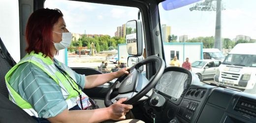 AĞIR ARAÇLARIN DİREKSİYONU DA BAŞKENTLİ KADINLARA EMANET