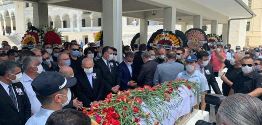 Efsane başkan Doğan Taşdelen için Cemevinde tören düzenlendi