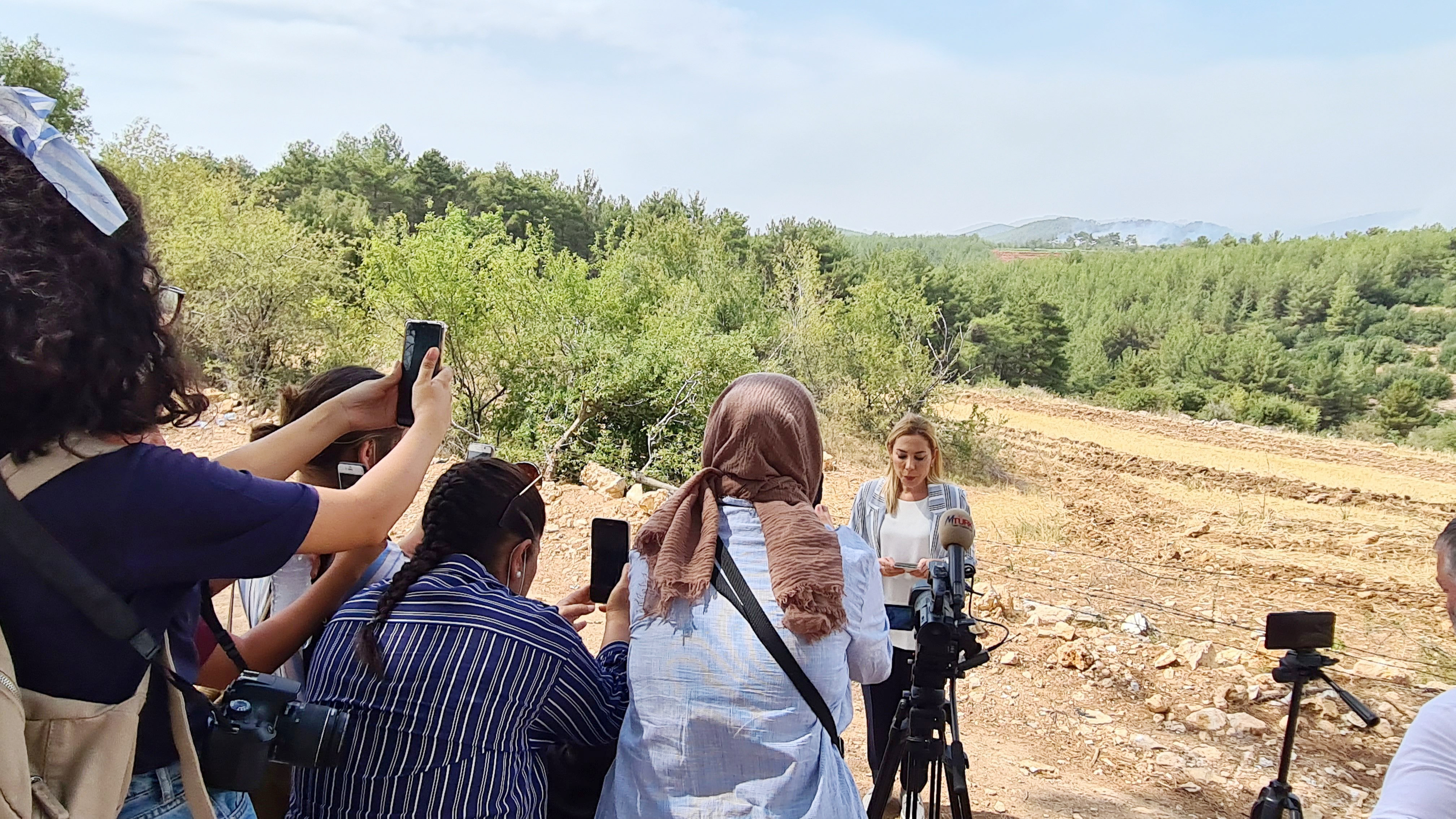 MUHALEFET GÖZ DOKTORUNA GİTSİN…