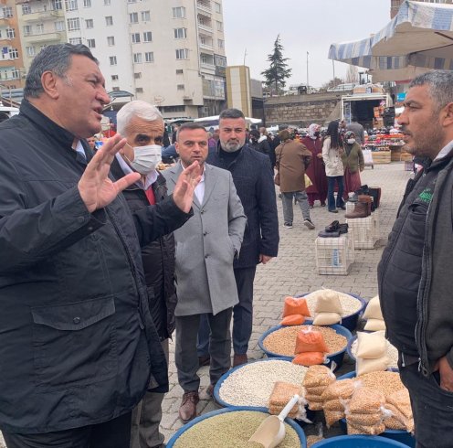 Gürer” Nohut ve mercimek dahi el yakıyor”
