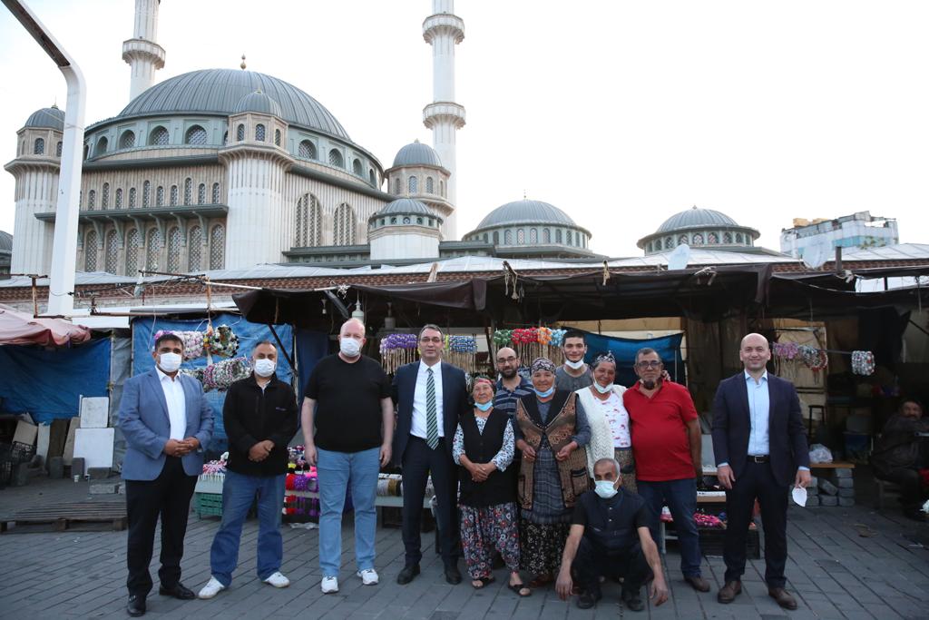 ‘TAKSİM ÇİÇEKÇİLERİ’ DAHA UYGUN MEKÂNLARDA