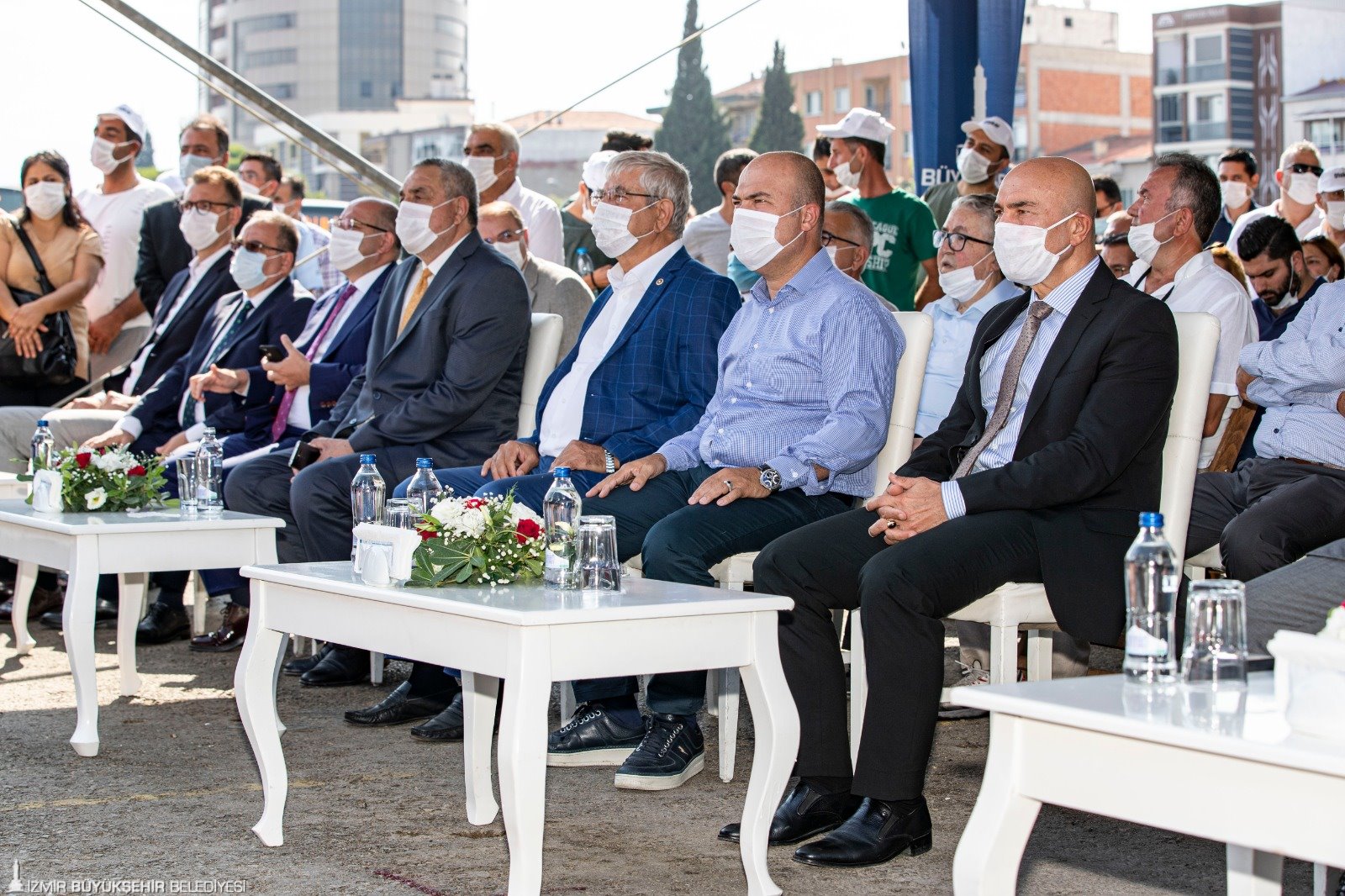 Başkan Soyer, “Bugün hizmete giren otobüslerimiz son derece konforlu, güvenli ve engelli erişimine uygun.