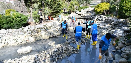 Esenyurt’ta Parklar Yaza Hazırlanıyor