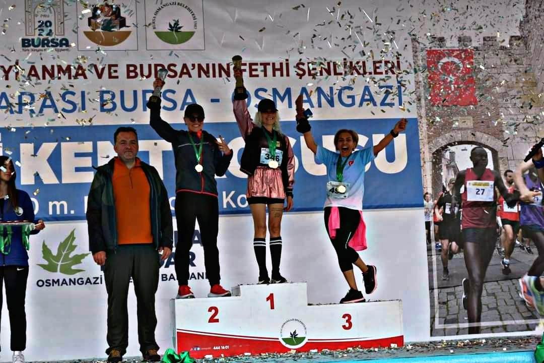 Avcılarlı Sporcular Uluslararası Osmangazi Maratonu’nda