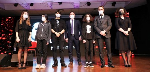 KÜÇÜKÇEKMECE’DE DEMİRCİOĞLU’NUN SESİNDEN ATA’NIN SEVDİĞİ ŞARKILAR KONSERİ