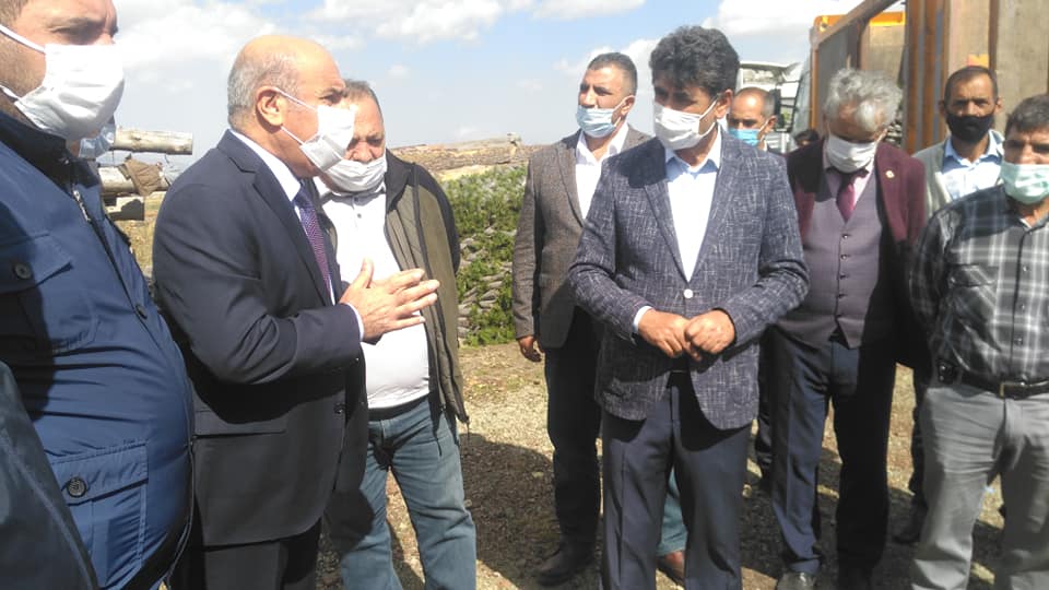 GÖLE’YE ELBİRLİĞİYLE 66 000 FİDAN DİKİLDİ