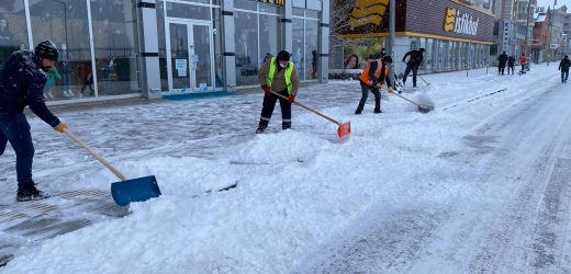 SİZ EVDE KALIN ARDAHAN BELEDİYESİ ÇALIŞIYOR