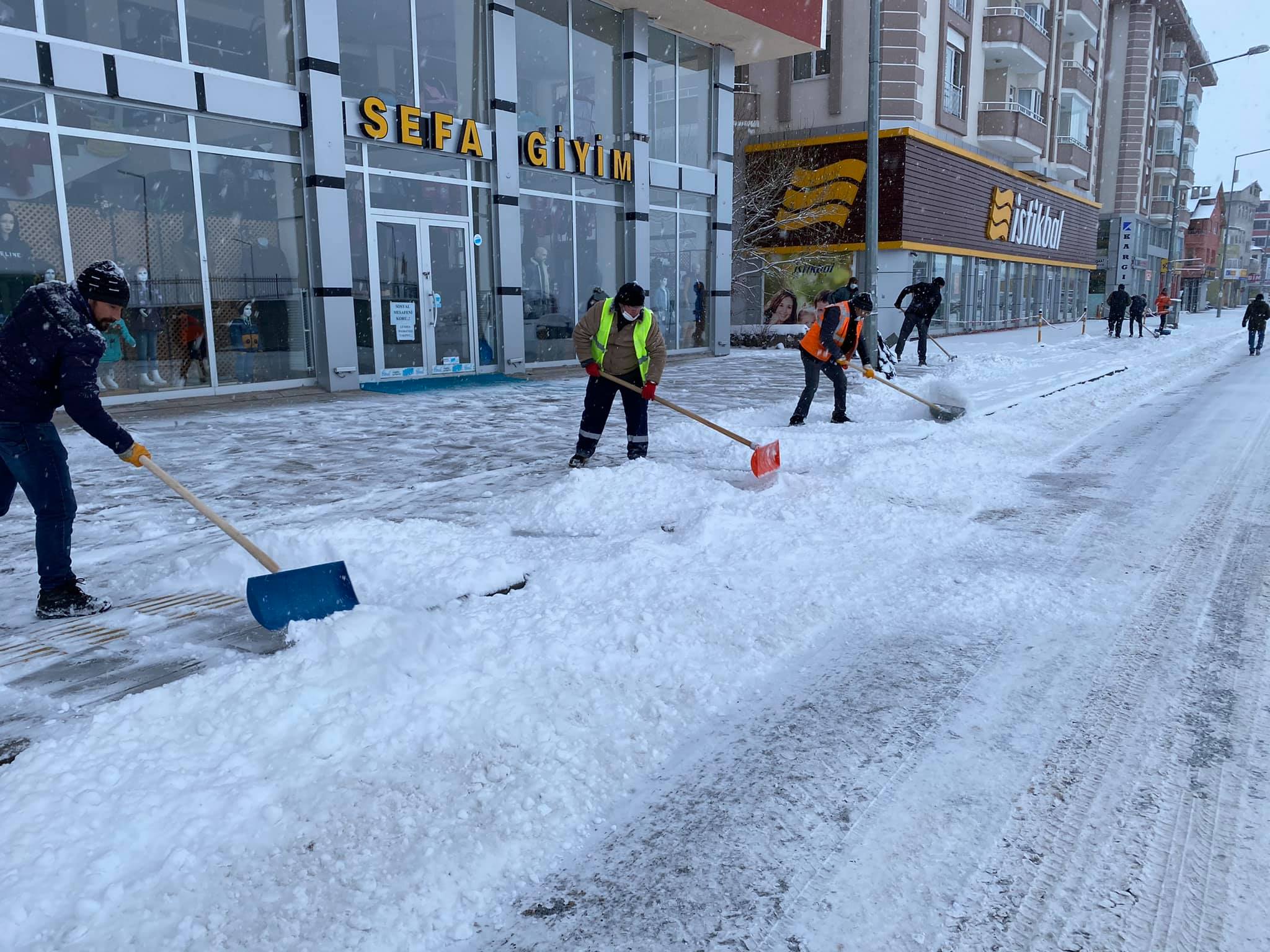 SİZ EVDE KALIN ARDAHAN BELEDİYESİ ÇALIŞIYOR