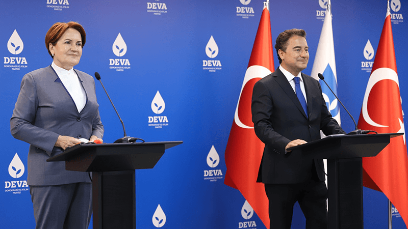 Ali Babacan ve Meral Akşener’in ortak basın toplantısında ‘yeni anayasa’ mesajları: Uymadıkları anayasayı değiştirseler ne değiştirmeseler ne