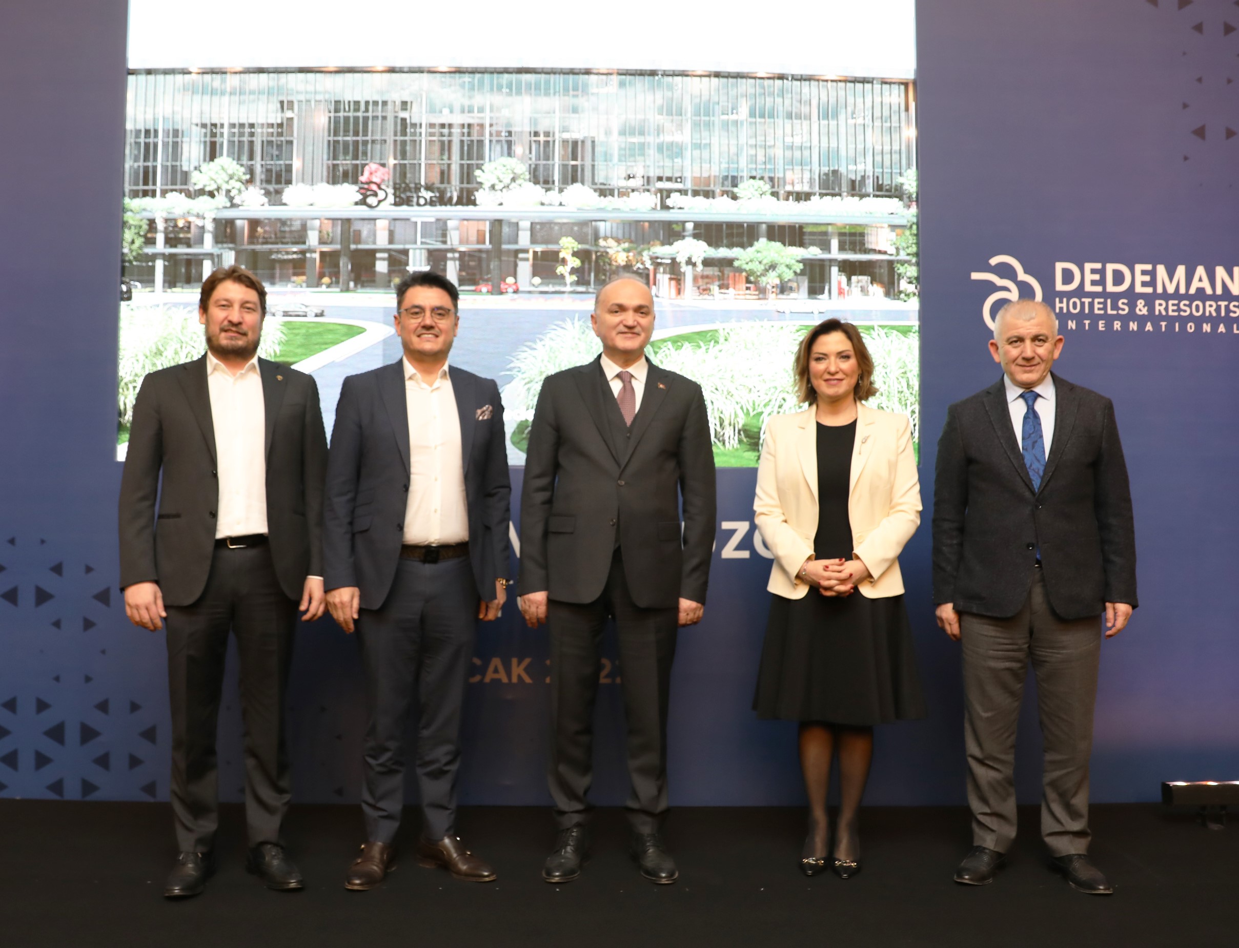 ALGÜN & DEDEMAN İŞ BİRLİĞİ İLE DÜZCE’NİN İLK 5 YILDIZLI MARKA OTELİ İÇİN İMZALAR ATILDI