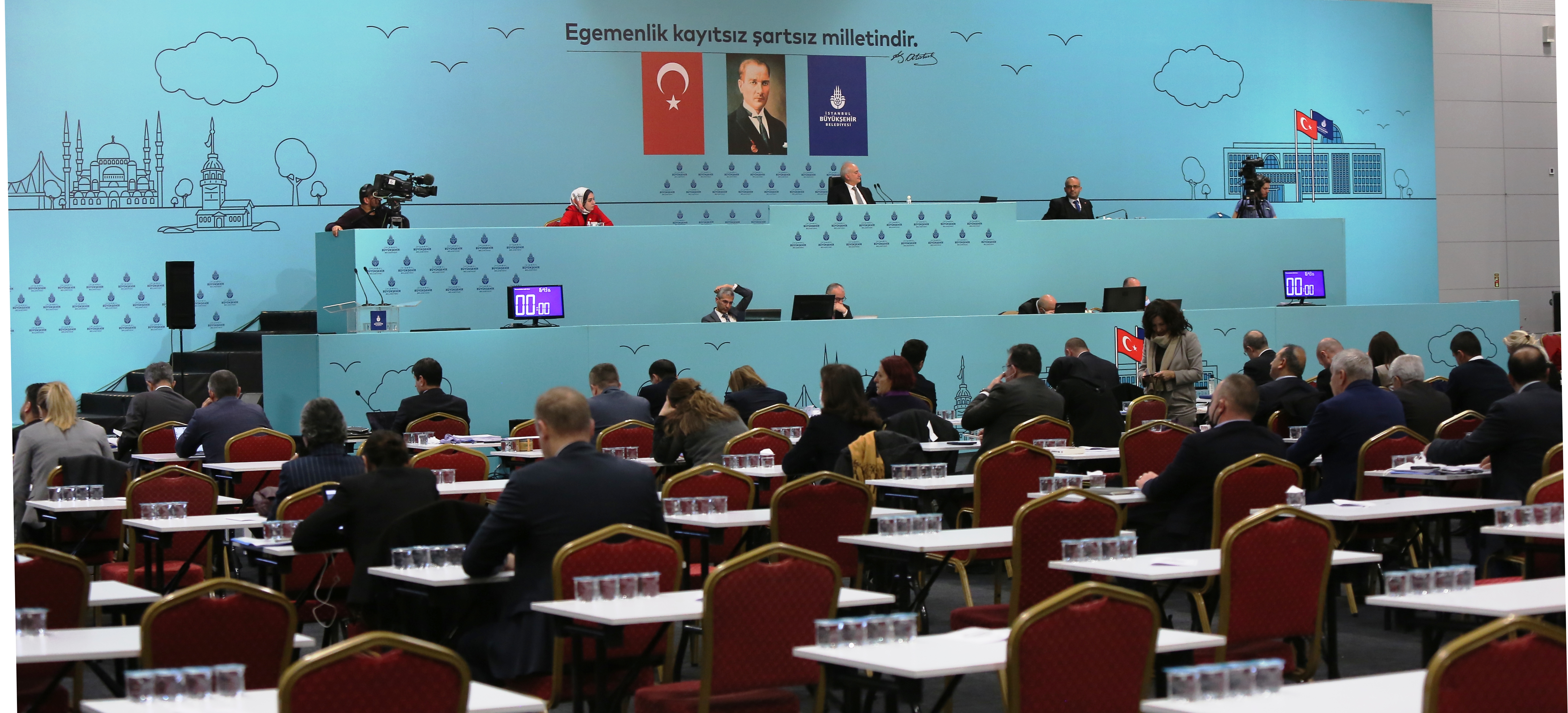 ATAŞEHİR’İN 6 MAHALLESİNDE İMAR SORUNU ÇÖZÜLDÜ