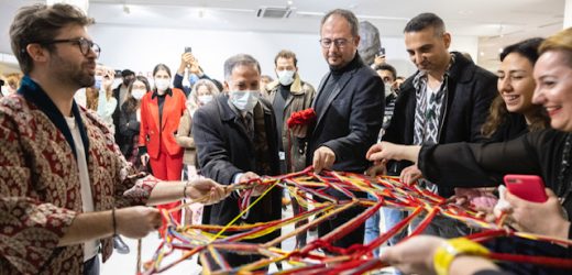 TAKSİM SANAT’TA ‘FARAZİ’ BULUŞMALARI BAŞLADI