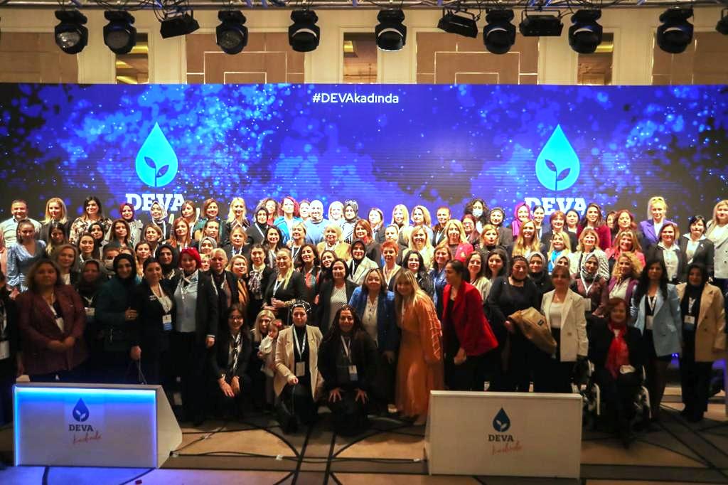 ELİF ESEN:‘Bütün kadınları kol kola yürümeye ve çözümün parçası olmaya davet ediyoruz’