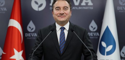 BABACAN, ERDOĞAN’IN HEDEF GÖSTERDİĞİ HEKİMLERİ SAVUNDU ‘Gidecek olan hekimler değil, kendisi’