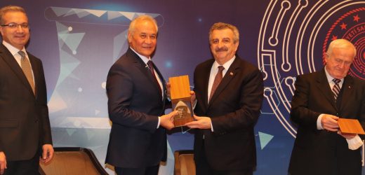 TÜRKİYE’NİN GELİŞMESİNDE KİMYA SEKTÖRÜNE BÜYÜK İŞ DÜŞÜYOR