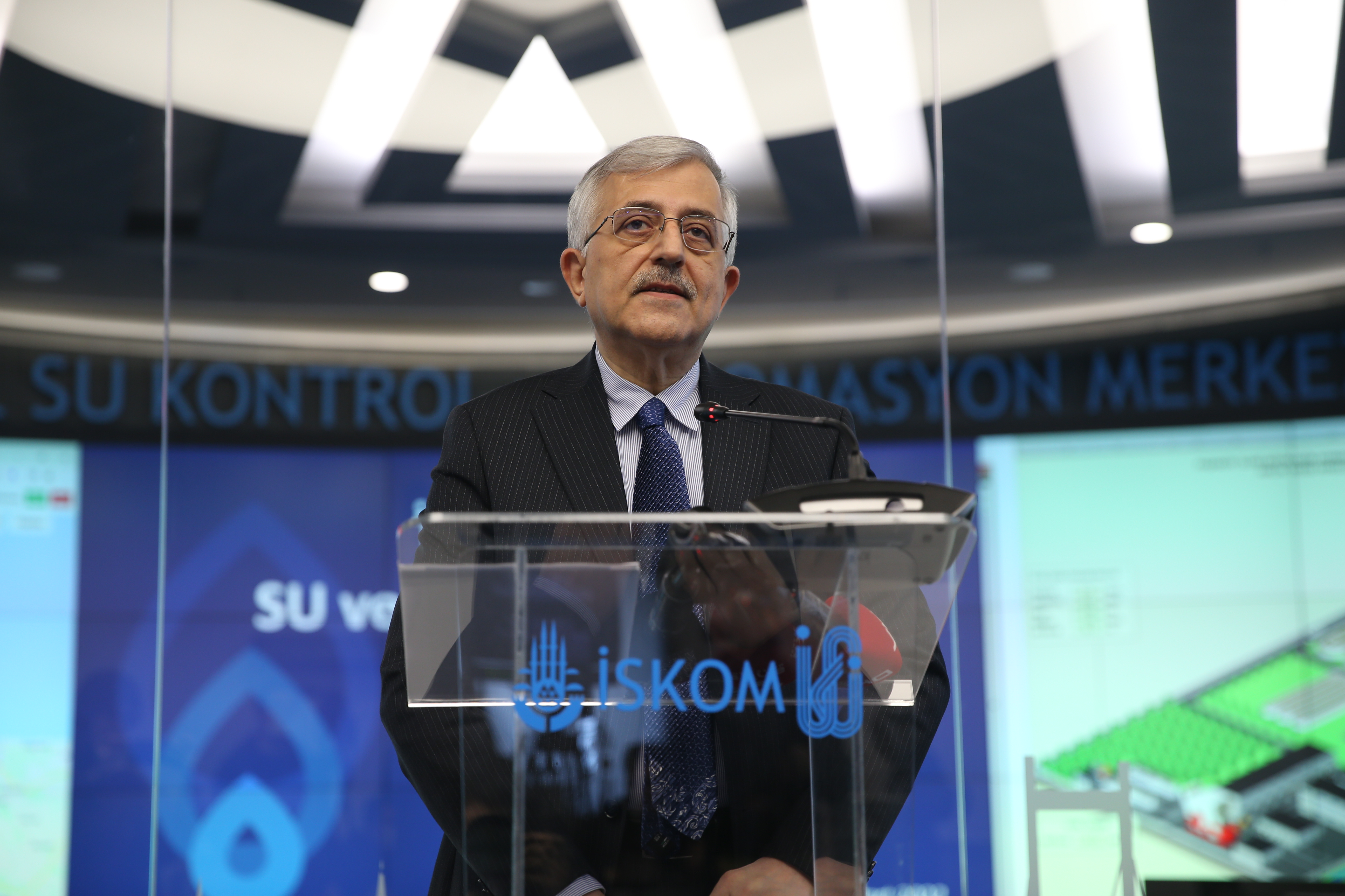 İSKİ HER AY 500 MİLYON LİRA AÇIK VERİYOR