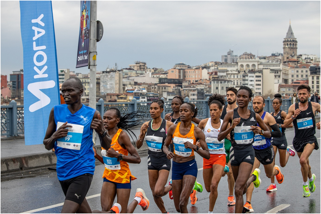 N KOLAY İSTANBUL YARI MARATONU PAZAR GÜNÜ KOŞULACAK