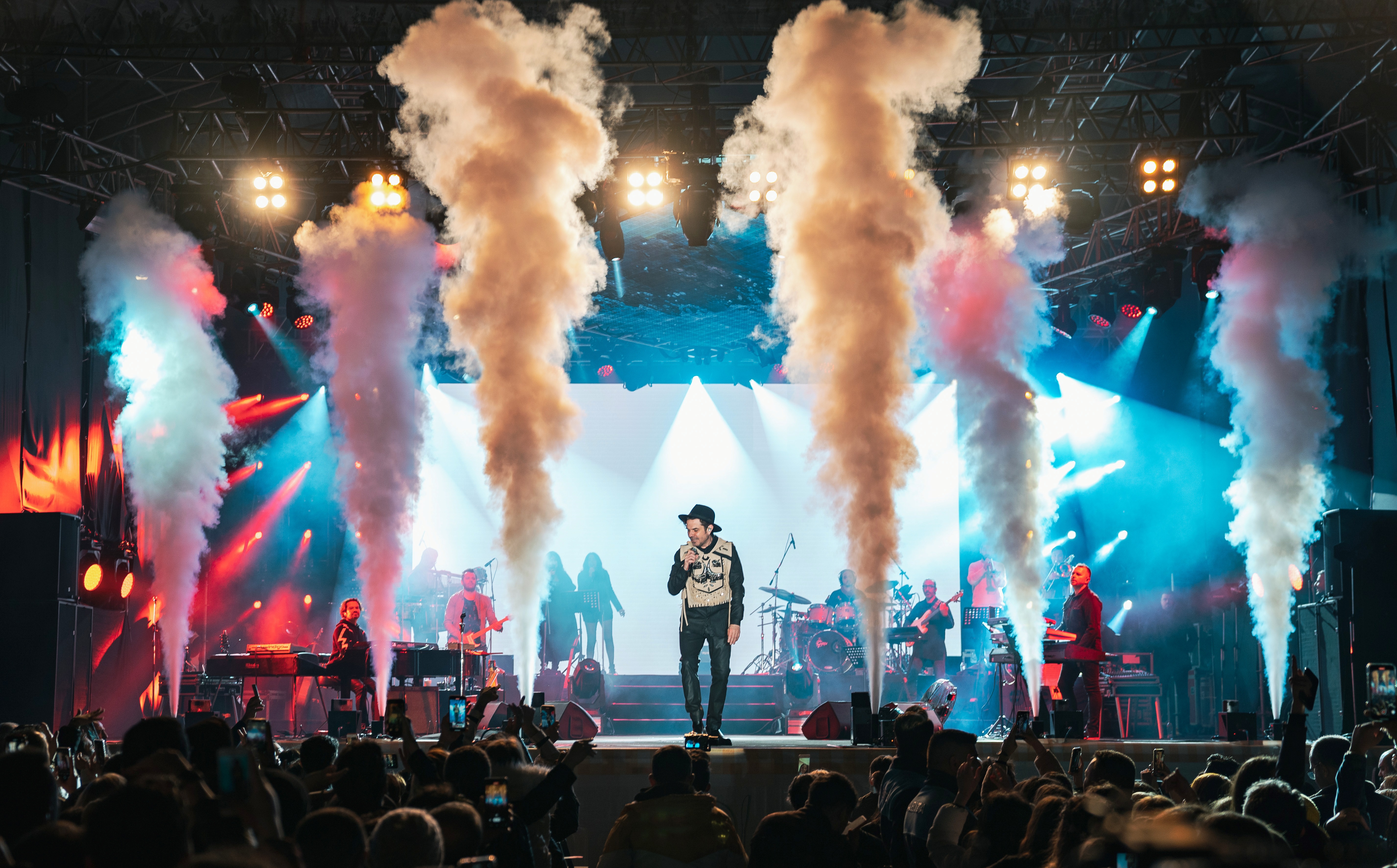 Alaçatı Ot Festivali’nde Kenan Doğulu Rüzgârı