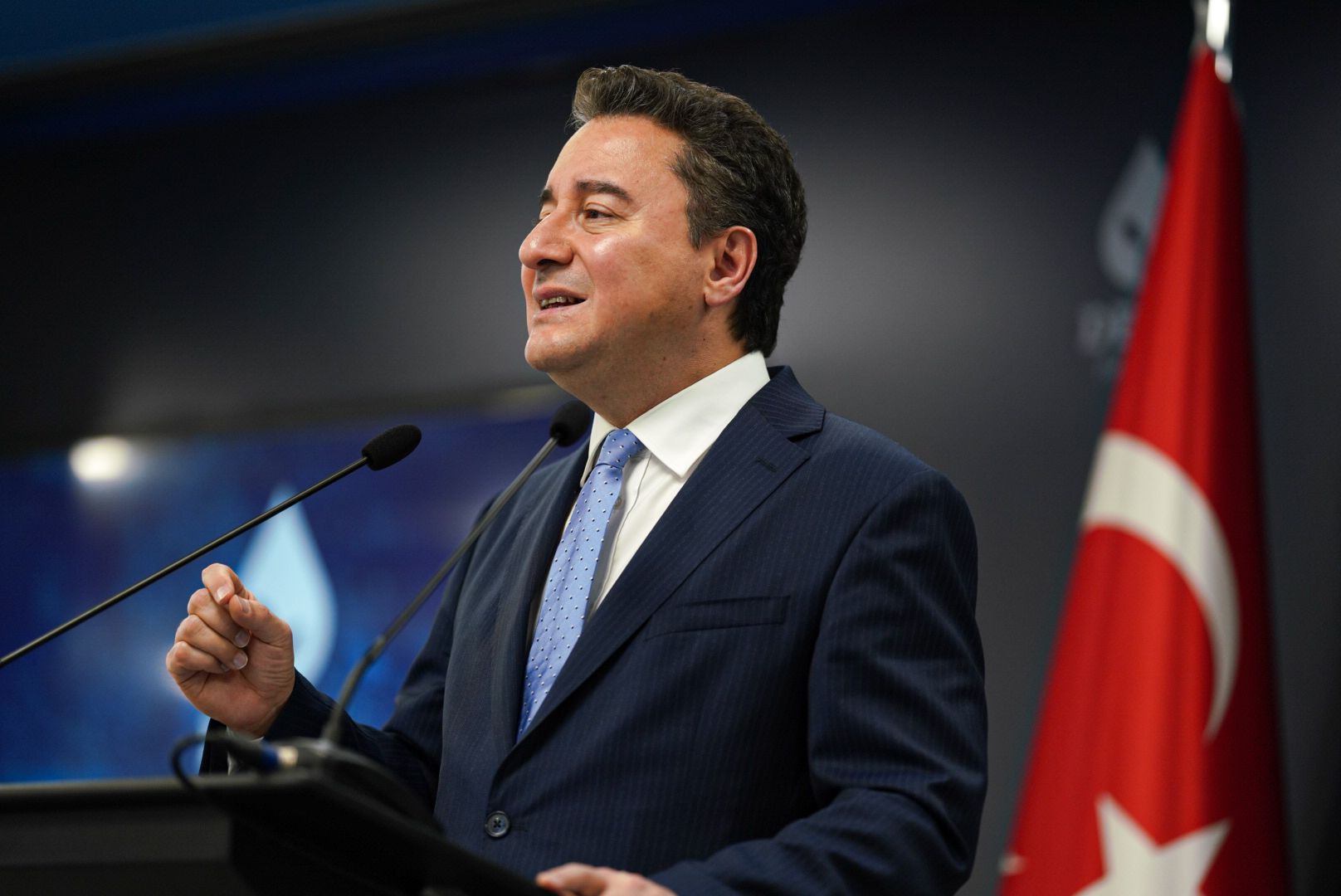 ALİ BABACAN: ‘Milletin sofrasındaki ekmeği büyüteceğiz’