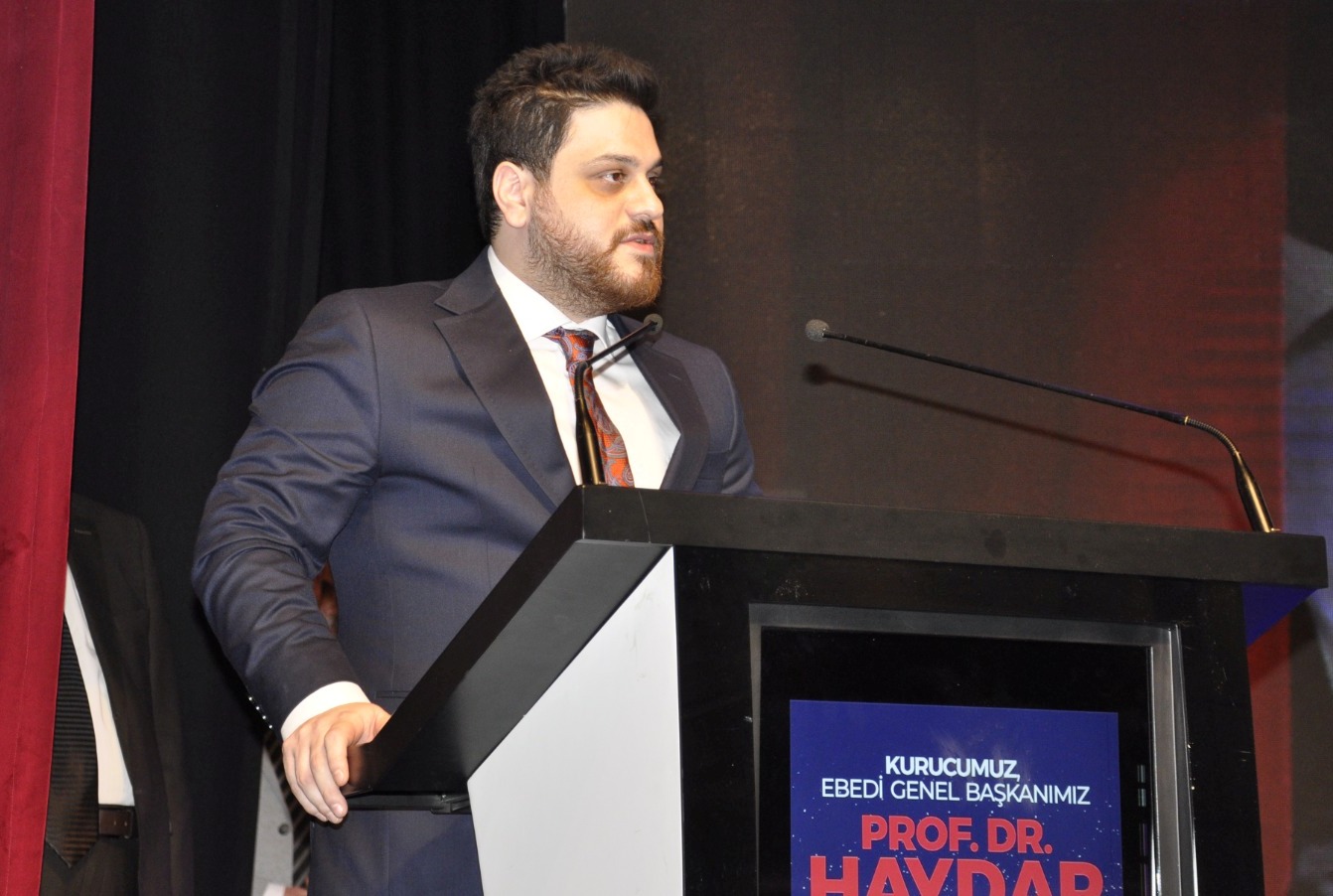 Haydar Baş’a görkemli anma…