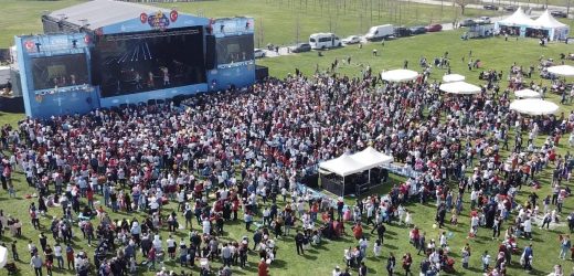 İSTANBUL’LU ÇOCUKLAR YENİKAPI’YA AKIN ETTİ
