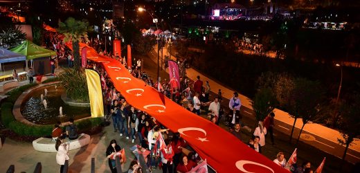 Beylikdüzü 100. yılında 19 Mayıs’ı coşkuyla kutladı