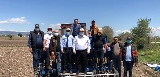 KINIK’TA TIBBI AROMATİK BİTKİLER İHTİSAS OSB İÇİN TOHUM TOPRAKLA BULUŞTU