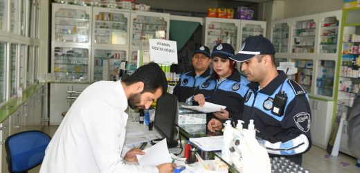 Esenyurt Zabıtasından Eczanelere Maske Fiyatı Denetimi