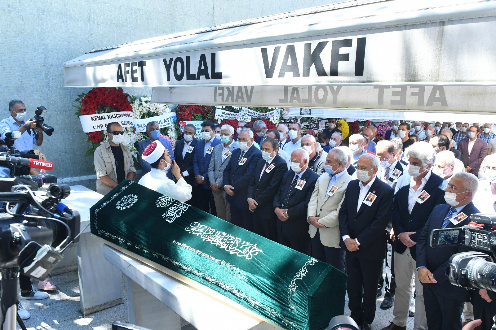 Şişli Belediye Başkanı Muammer  Keskin Çelikel’in Cenaze Törenine Katıldı