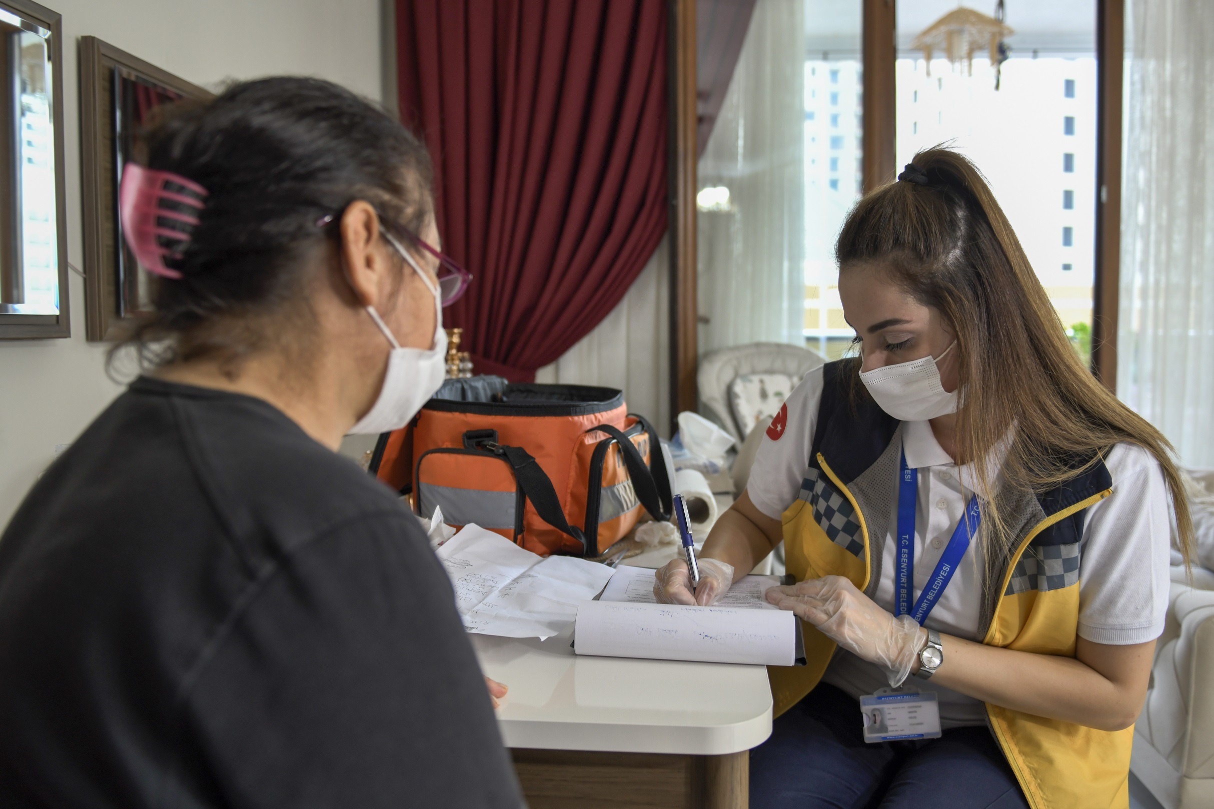 EYLÜL AYINDA 987 VATANDAŞ EVDE SAĞLIK HİZMETİNDEN YARARLANDI