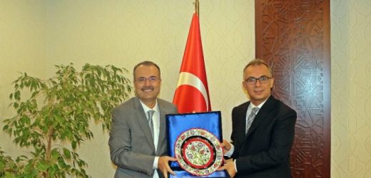 Rektör Kurt’tan Kaymakam Tiryaki’ye hayırlı olsun ziyareti