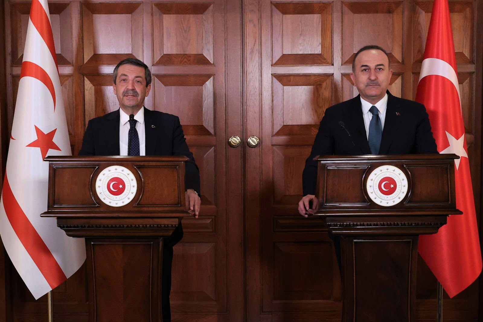 KKTC Dışişleri Bakanı Tahsin Ertuğruloğlu, Yakın Doğu Üniversitesi Hastanesi’nde zatürre teşhisiyle tedavi altına alındı