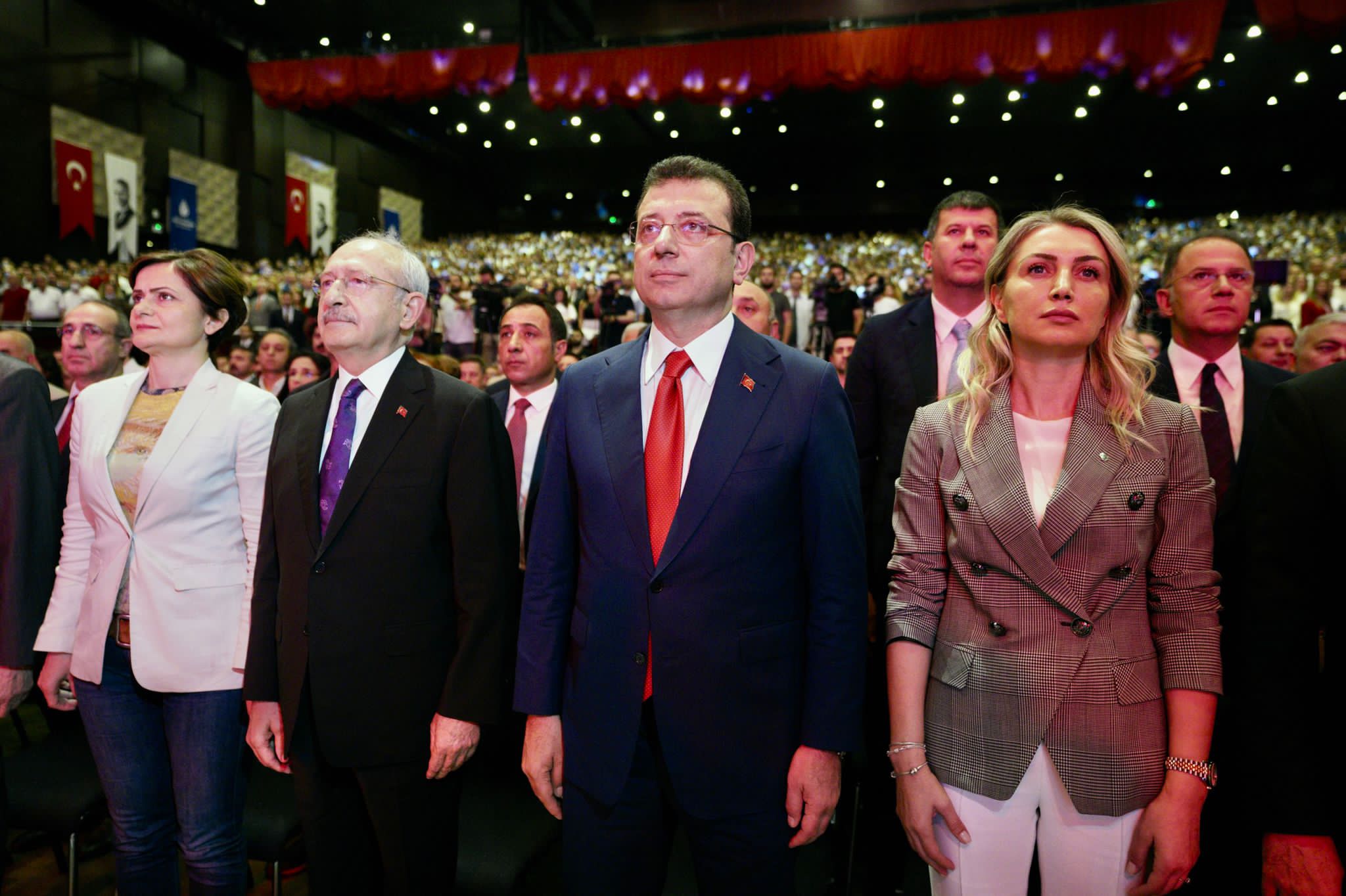 KILIÇDAROĞLU: BÜTÜN SORUNLARI ÇÖZECEĞİZ, BU ÜLKEYE ÖNCE ADALETİ GETİRECEĞİZ