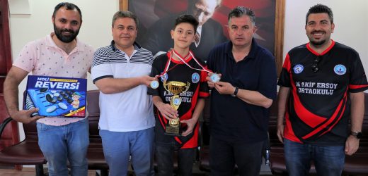 KINIKLI ÖĞRENCİ AKIL VE ZEKÂ OYUNLARINDA TÜRKİYE 2’NCİSİ OLDU