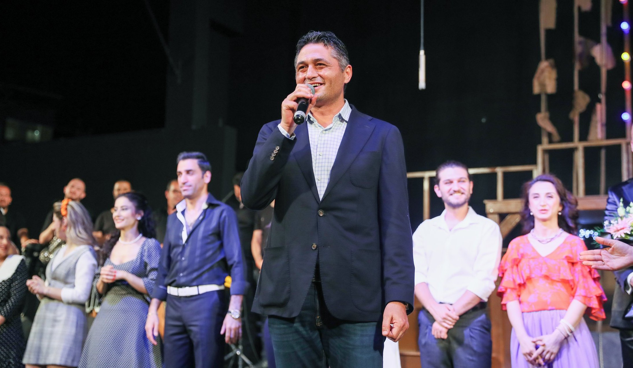 ALBET Tiyatrosu ‘Rumuz Goncagül’ ile Sahne Aldı