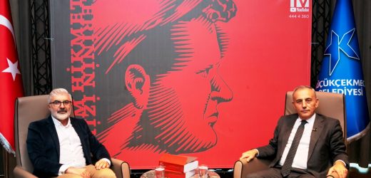 BAŞKAN KEMAL ÇEBİ’YE ‘NÂZIM HİKMET’İ YAŞATANLAR’ ONUR ÖDÜLÜ