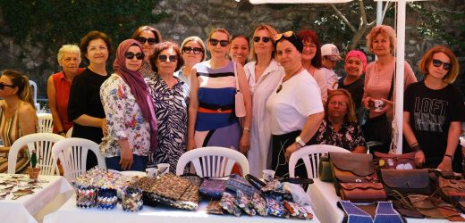 ÜRETİCİ KADINLAR AYVALIK’TA BULUŞTU