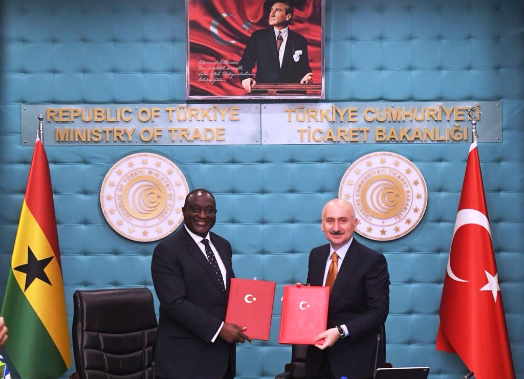 ULAŞTIRMA VE ALTYAPI BAKANI KARAİSMAİLOĞLU