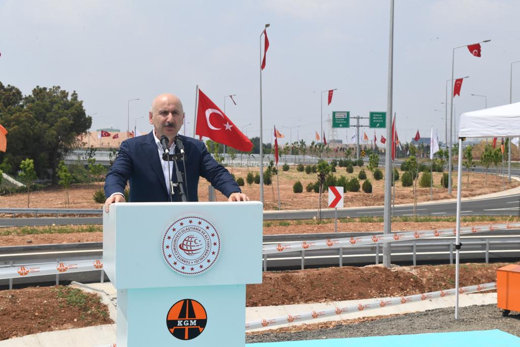 ADANA BAKLALI KAVŞAĞI İLE SANAYİ GELİŞİMİ HIZLANACAK, ULAŞIM KOLAYLAŞACAK