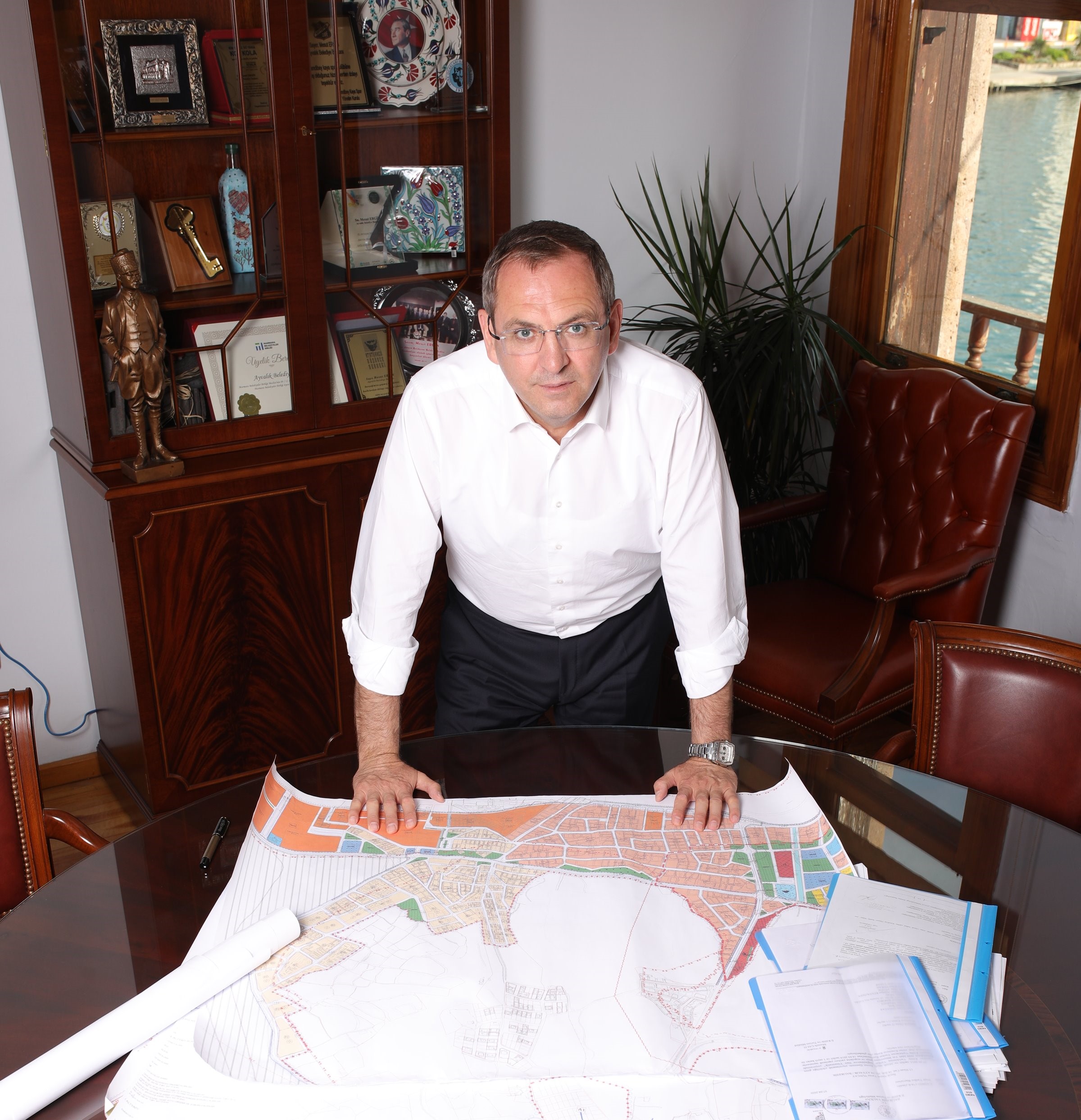 AYVALIK KAVŞAKLARINI AKILLI, MODERN VE GÜVENLİ HALE GETİRDİ