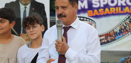 Başkan Deveci: “Cumhuriyet kültürünü sahiplenmenizi istiyoruz”