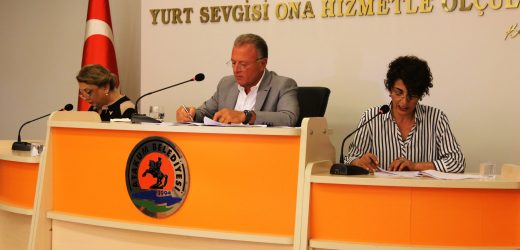Cüneyt Arkın’ın ismi Atakum’da yaşayacak